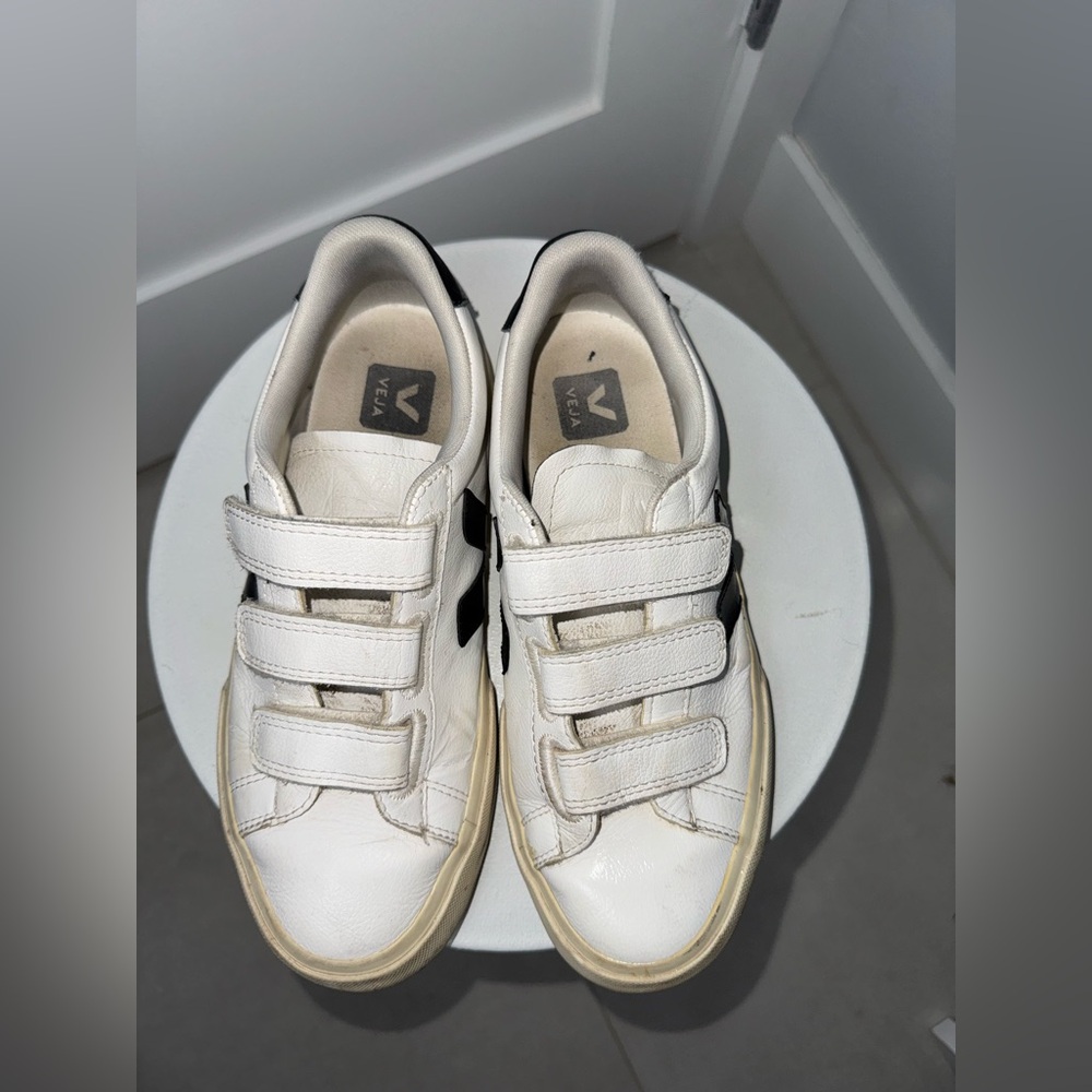Veja Recife Logo Sneaker Women’s/Size 7 - Picture 4 of 9